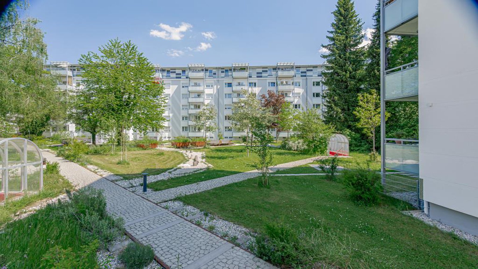 2 Zimmer, 71,4 m² in München · Ludwig-Thoma-Str. 9 – Bild 1